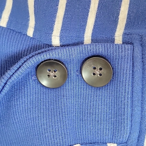 Banana Republic Top - Picture 4 of 10